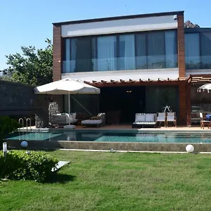 No 5 Oda ve Kahvaltı Bodrum
